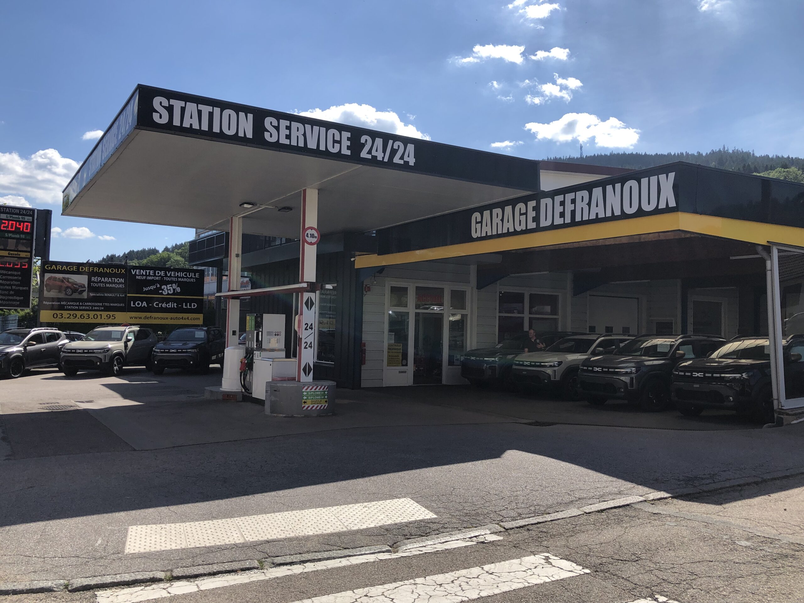  Devanture du garage defranoux à Gérardmer