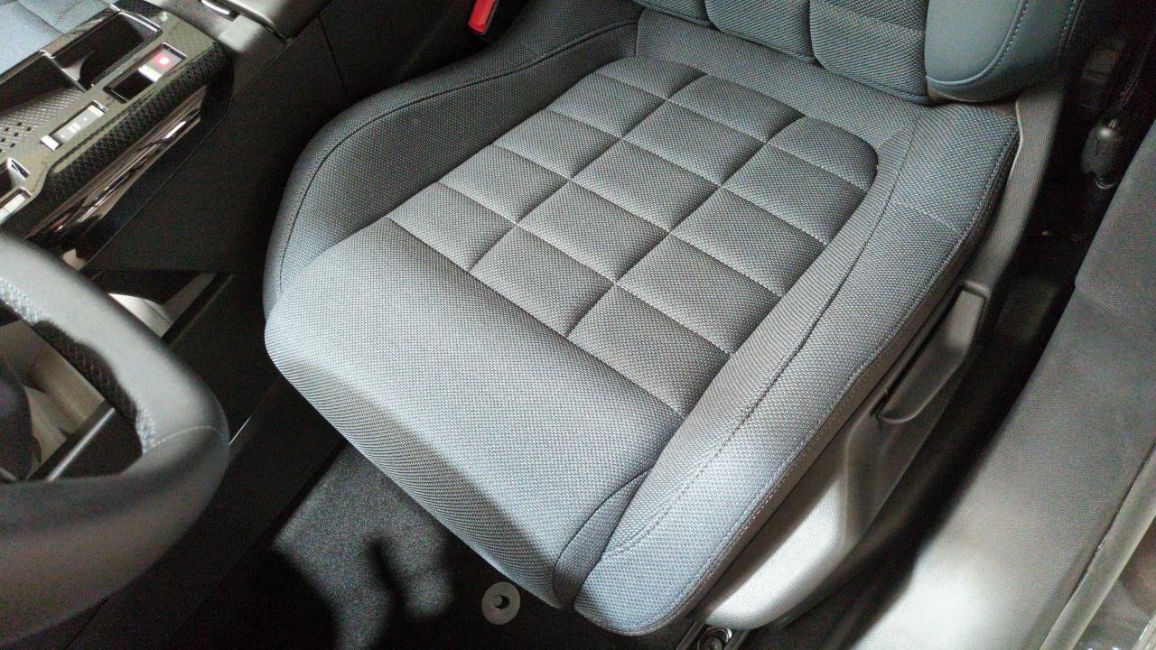 11 CITROEN C5 AIRCROSS NOUVEAU HYBRIDE 145 BVA E-DCS6 PLUS + PACK TECHNO – Image 11
