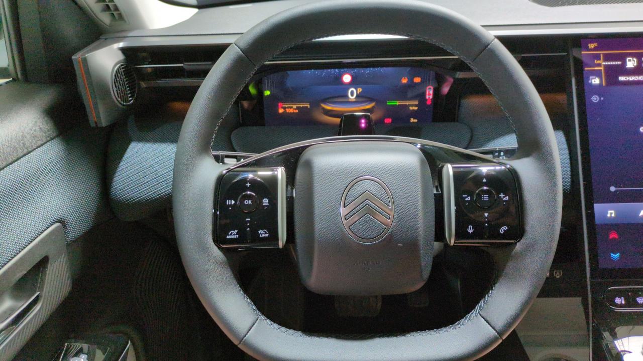 15 CITROEN C5 AIRCROSS NOUVEAU HYBRIDE 145 BVA E-DCS6 PLUS + PACK TECHNO – Image 15