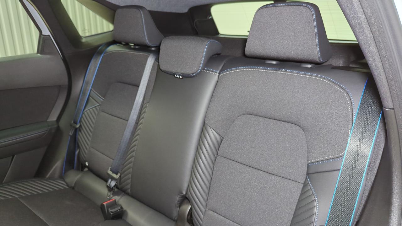8 RENAULT SYMBIOZ E-TECH FULL HYBRID 160 CH BVA ESPRIT ALPINE + PACK EXTENDED GRIP + PACK ICONIC – Image 8