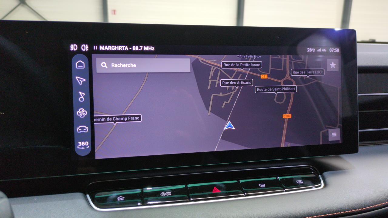 18 MG EHS 1.5 HYBRID+ 224 CH BVA LUXURY – Image 18